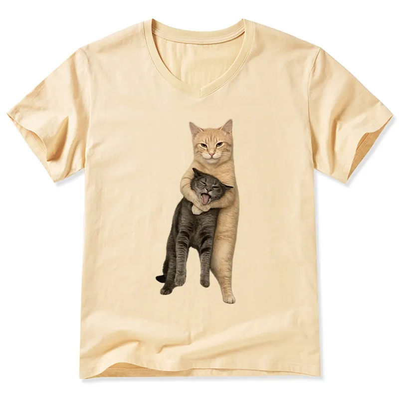 Tokyo-Tiger Orange Cat’s Tight Embrace Classic T-Shirt