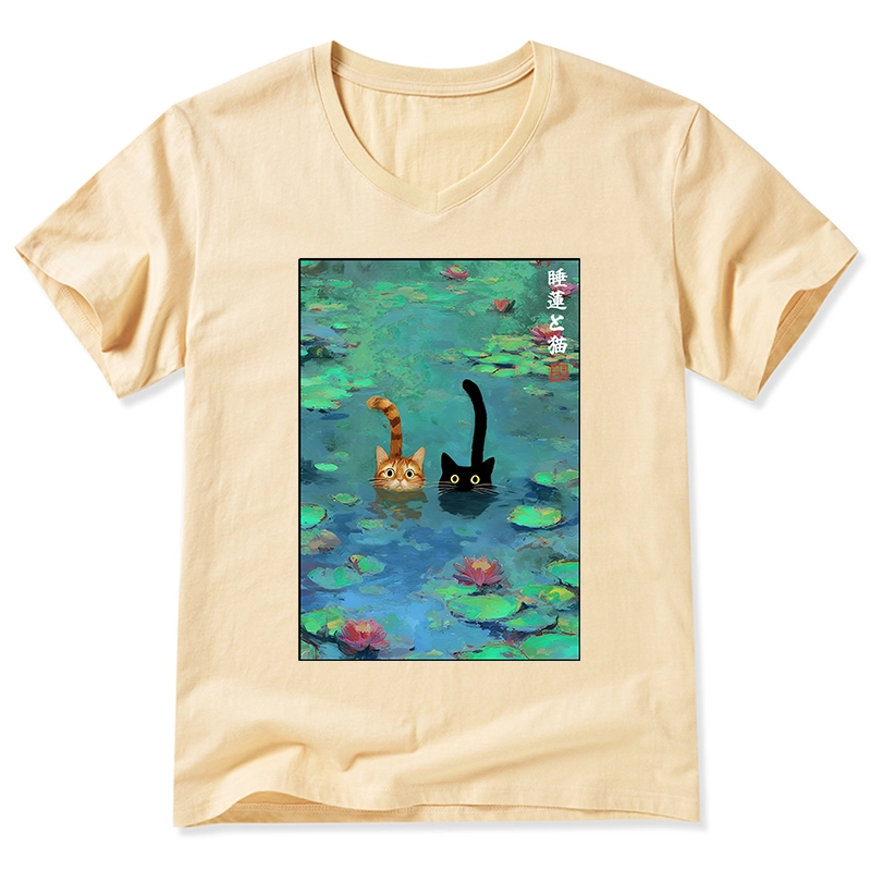 Tokyo-Tiger Funny Cats Swimming In Lilies V-Neck Classic T-Shirt