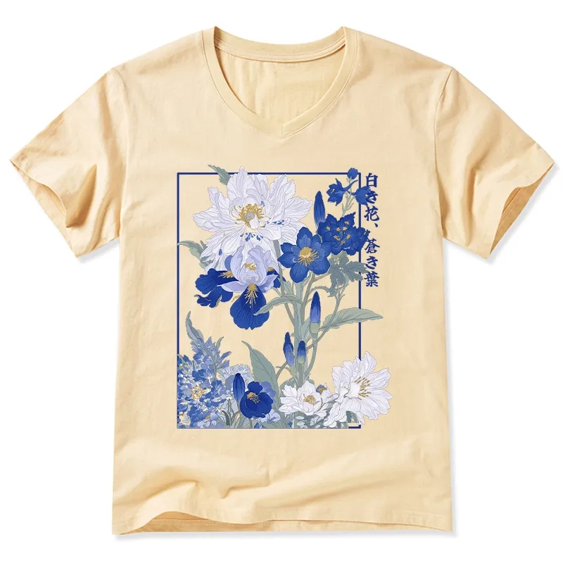 Tokyo-Tiger Blossoms Of The Firmament V-Neck Classic T-Shirt