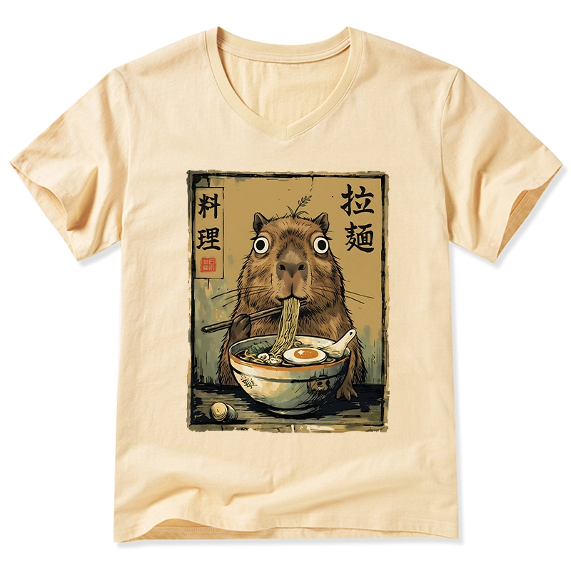 Tokyo-Tiger Cute Capybara Eating Ramen V-Neck Classic T-Shirt