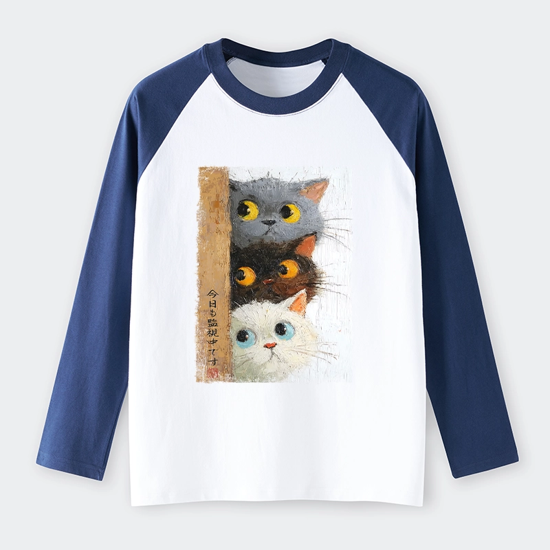 Tokyo-Tiger Three Cute Cats Watch You Raglan Long Sleeve T-shirt