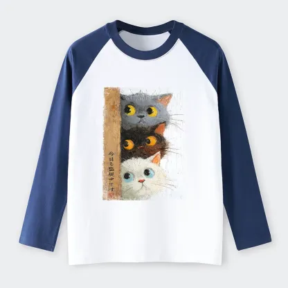 Tokyo-Tiger Three Cute Cats Watch You Raglan Long Sleeve T-shirt