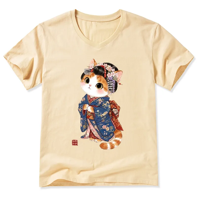 Tokyo-Tiger Cat Dressed As A Geisha Funny V-Neck Classic T-Shirt