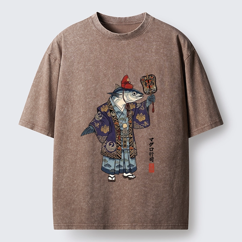 Tokyo-Tiger Fish Chef Holds Decorative Hand Fan Washed T-Shirt
