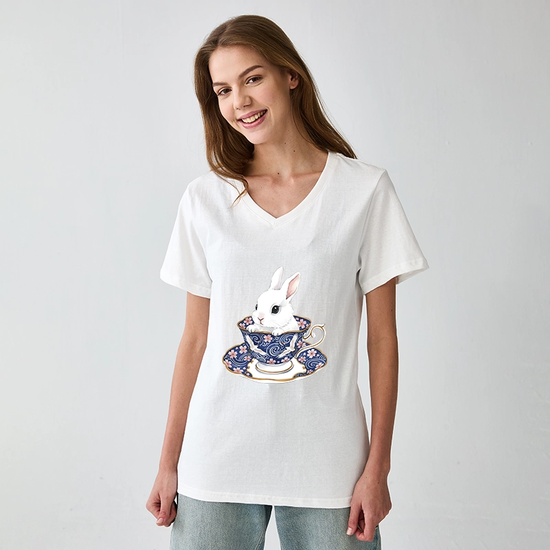 Tokyo-Tiger Cute Rabbit Tea Set V-Neck Classic T-Shirt