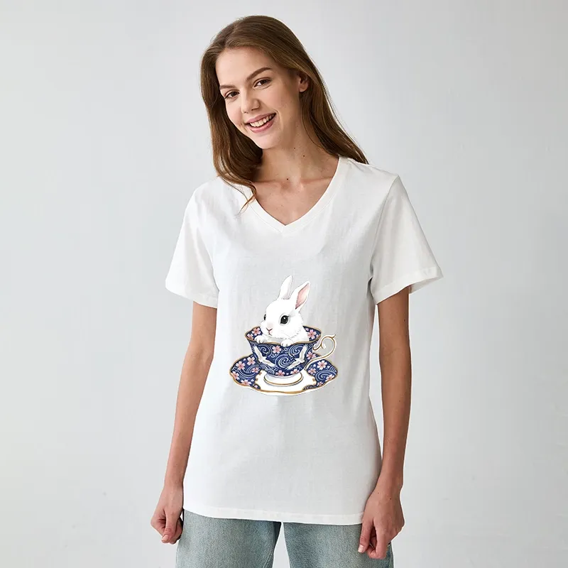 Tokyo-Tiger Cute Rabbit Tea Set V-Neck Classic T-Shirt