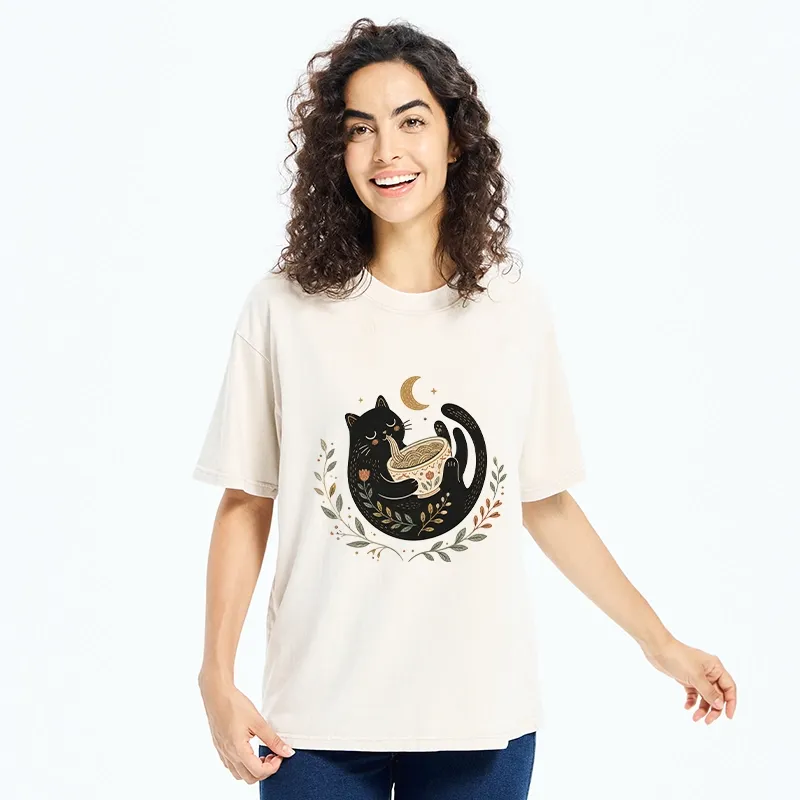 Tokyo-Tiger Soft Cute Black Cat Eat Noodle At Moon Washed T-Shirt