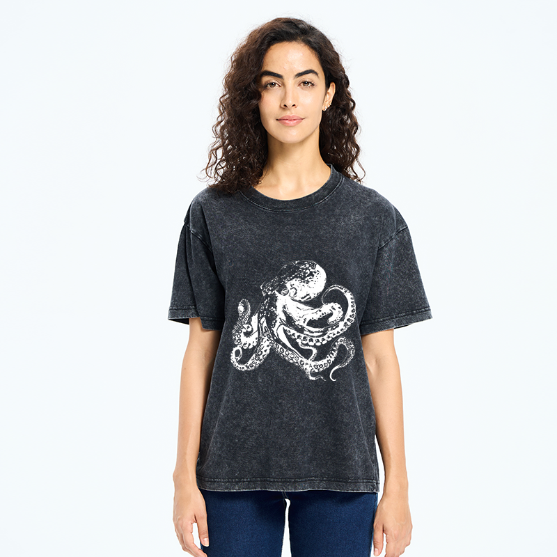 Tokyo-Tiger Woodcut Octopus Washed T-Shirt