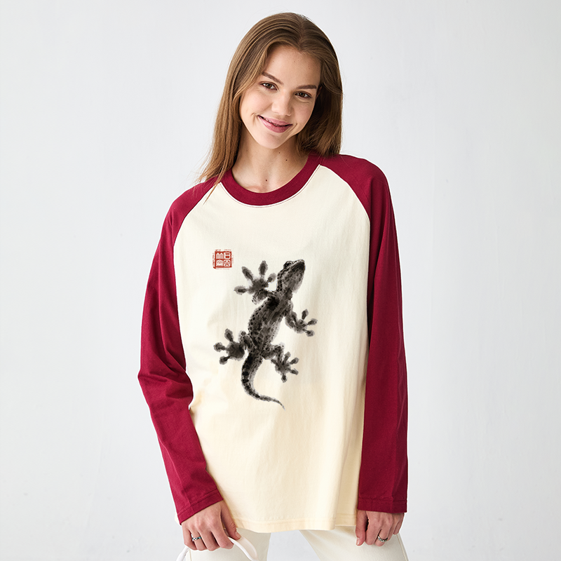 Tokyo-Tiger Minimal Asian Ink Brush Gecko Vibe Raglan Long Sleeve T-shirt