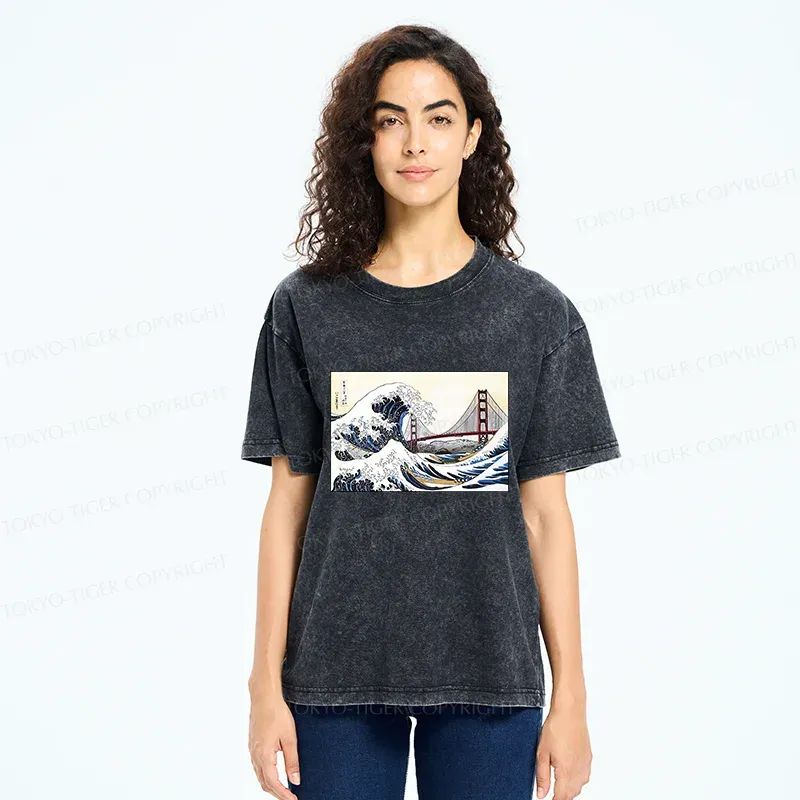 Tokyo-Tiger Golden Gate Bridge And Waves Washed T-Shirt