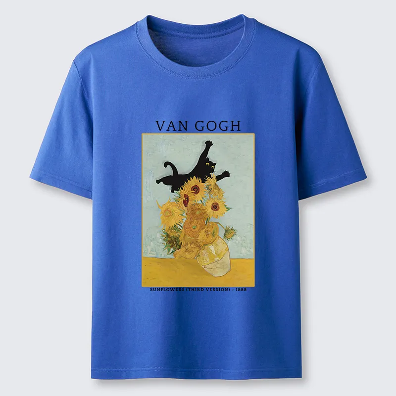 Tokyo-Tiger Cat Attacks Vase Classic T-Shirt