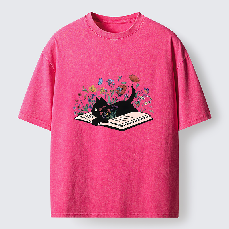 Tokyo-Tiger Black Cat Reading Washed T-Shirt