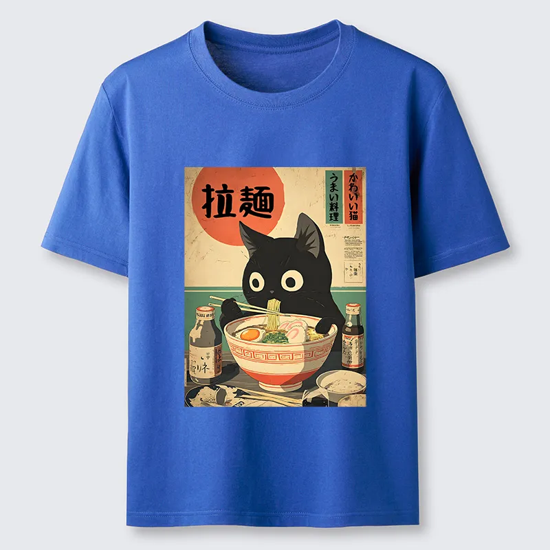 Tokyo-Tiger Cat Is Eating Ramen At The Restaurant Classic T-Shirt