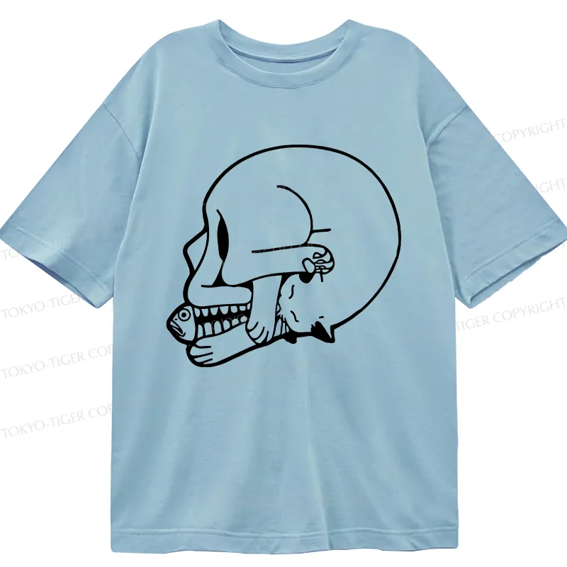 Tokyo-Tiger Funny Cat Eating Fish Classic T-Shirt