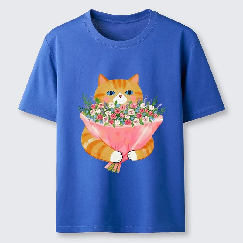 Tokyo-Tiger Cozy Cat Offering A Bouquet Classic T-Shirt