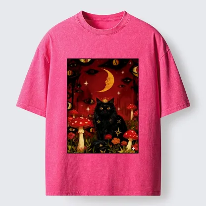 Tokyo-Tiger Mystic Cat Amid Red Spotted Mushrooms Washed T-Shirt