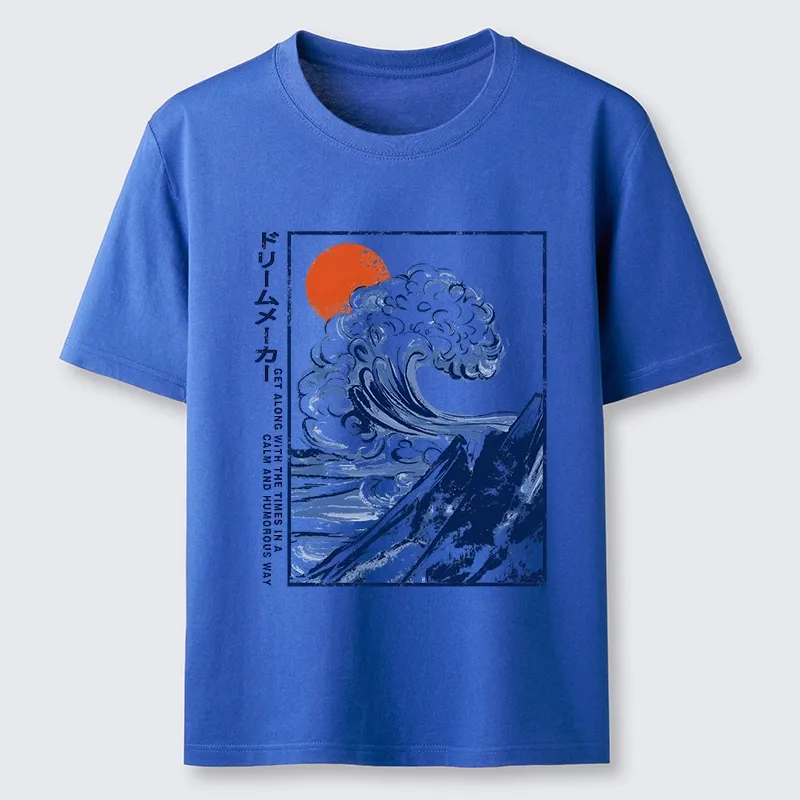 Tokyo-Tiger Big Blue Wave Mountain Sunrise Art Classic T-Shirt