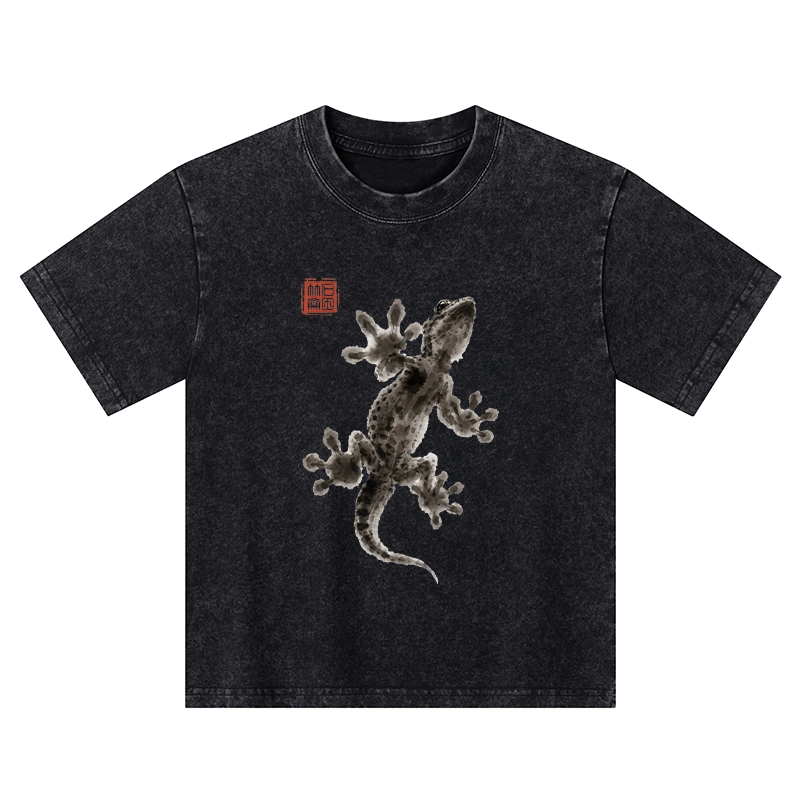 Tokyo-Tiger Minimal Asian Ink Brush Gecko Vibe Kids Washed T-Shirt