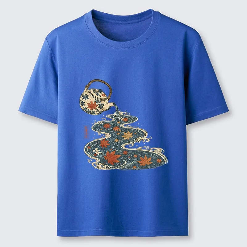 Tokyo-Tiger Maple Tea Pot Flowing River Ukiyo Art Classic T-Shirt