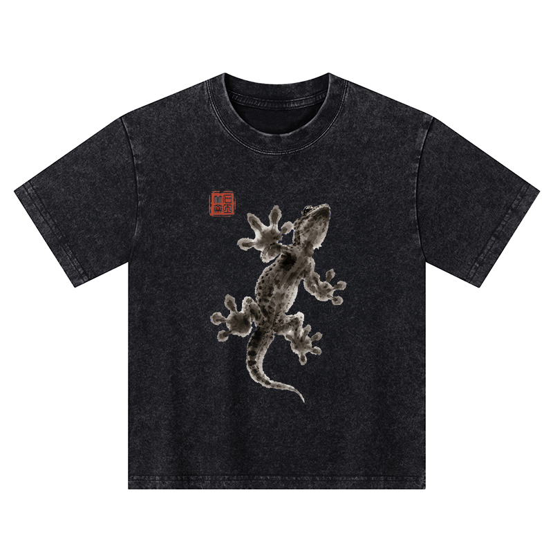 Tokyo-Tiger Minimal Asian Ink Brush Gecko Vibe Kids Washed T-Shirt