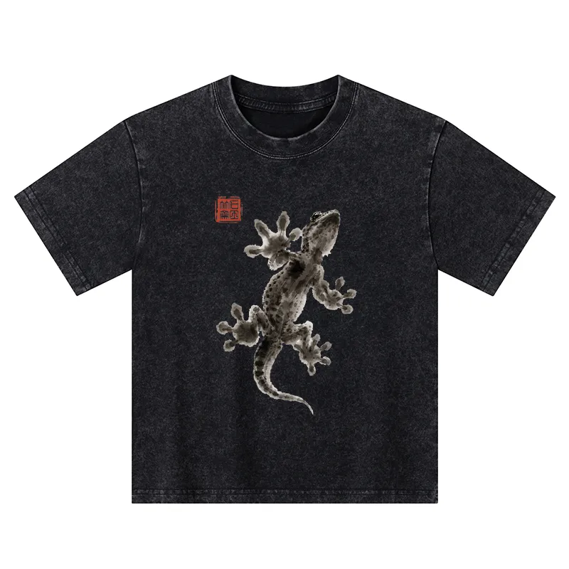 Tokyo-Tiger Minimal Asian Ink Brush Gecko Vibe Kids Washed T-Shirt