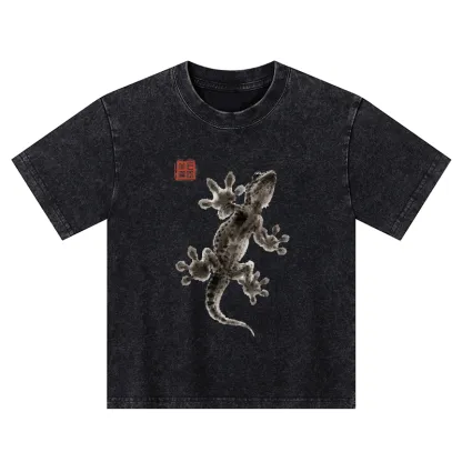 Tokyo-Tiger Minimal Asian Ink Brush Gecko Vibe Kids Washed T-Shirt