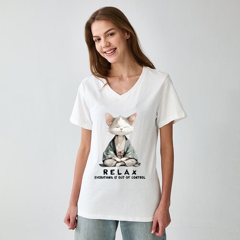 Tokyo-Tiger Zen Cat Relaxation，Everything's Out Of Control V-Neck Classic T-Shirt