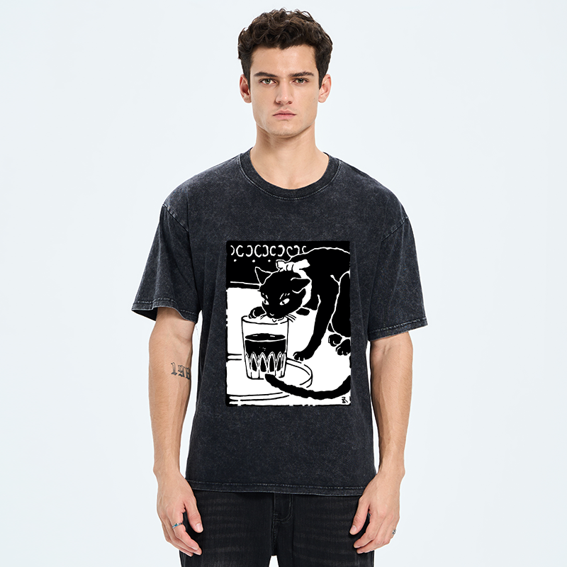 Tokyo-Tiger Black Cat Drinking Water Washed T-Shirt