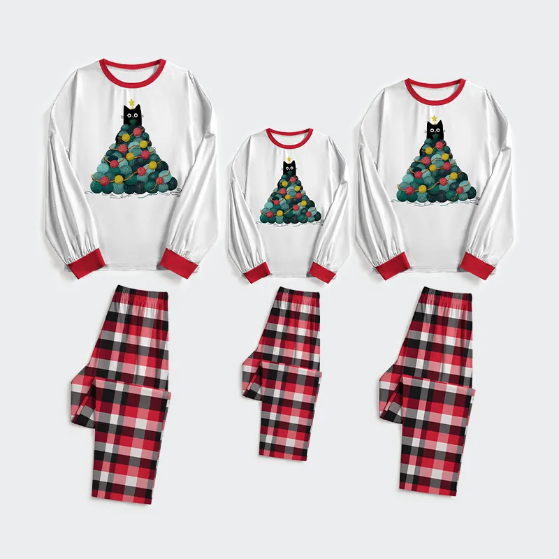 Tokyo-Tiger Yarn Christmas Tree Cat Family Pajama Sets