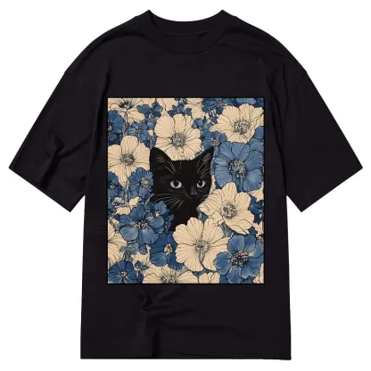 Tokyo-Tiger Cat In The Flowers Classic T-Shirt