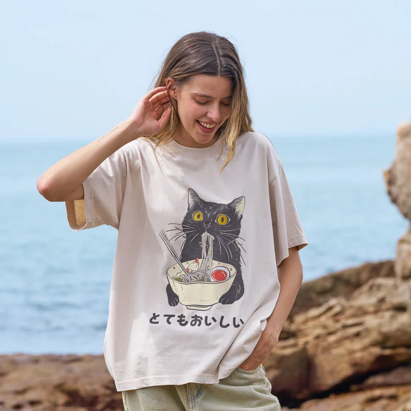 Tokyo-Tiger Cats Eat Ramen Noodles Washed T-Shirt