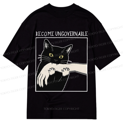 Tokyo-Tiger Black Cat Biting Classic T-Shirt