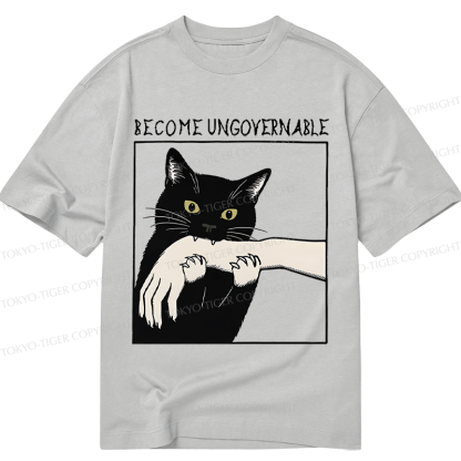 Tokyo-Tiger Black Cat Biting Classic T-Shirt
