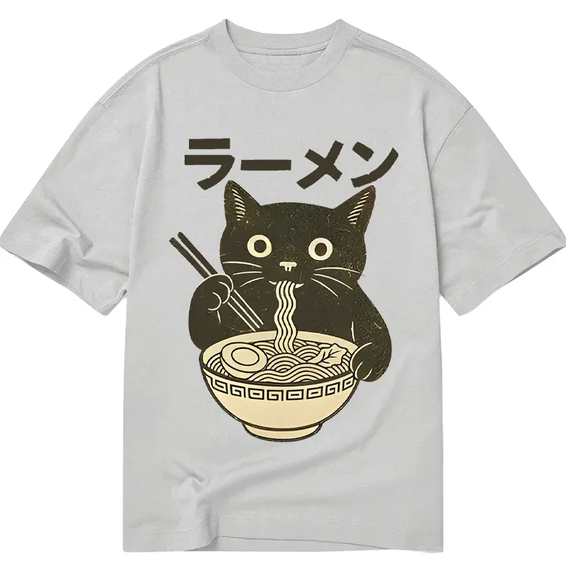Tokyo-Tiger Simple Black Cat Eating Ramen Classic T-Shirt