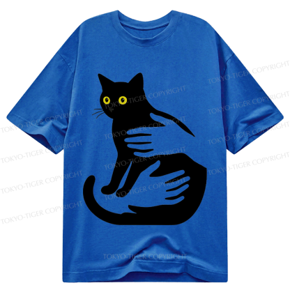 Tokyo-Tiger Hug A Black Cat Classic T-Shirt
