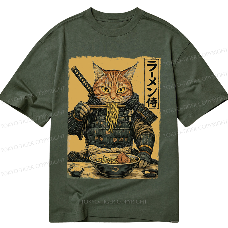 Tokyo-Tiger Cat General Eating Ramen Classic T-Shirt