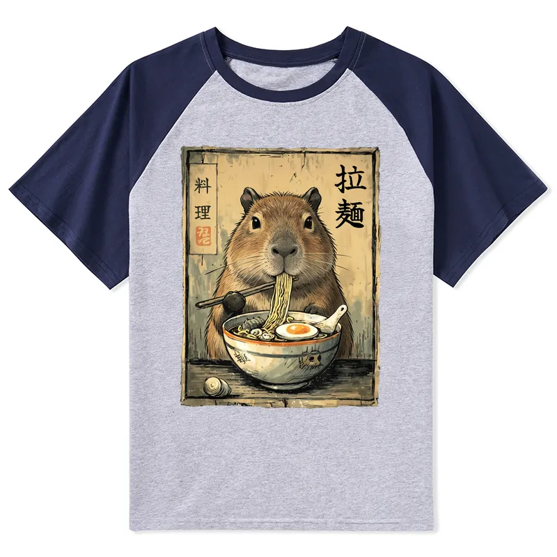 Tokyo-Tiger Capybara Enjoying A Bowl Of Ramen Raglan T-shirt