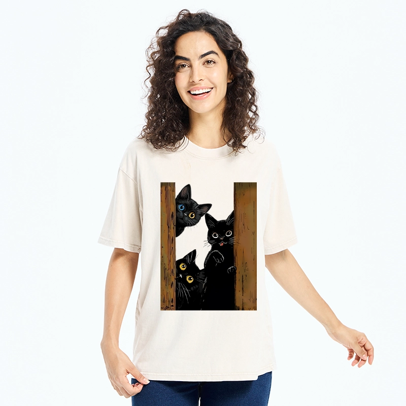 Tokyo-Tiger Funny Cats Spying On You Washed T-Shirt