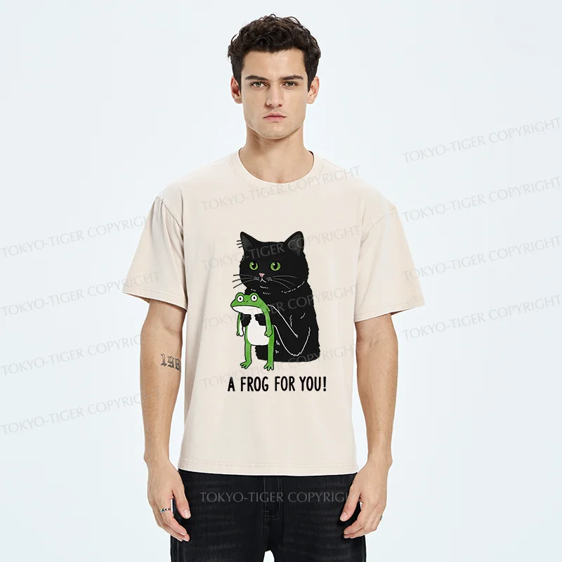 Tokyo-Tiger Cat Holding Frog Washed T-Shirt
