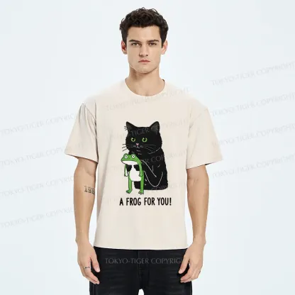 Tokyo-Tiger Cat Holding Frog Washed T-Shirt
