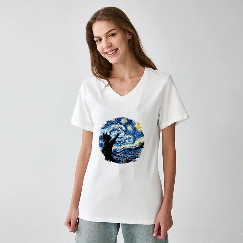 Tokyo-Tiger Starry Night Black Cat V-Neck Classic T-Shirt