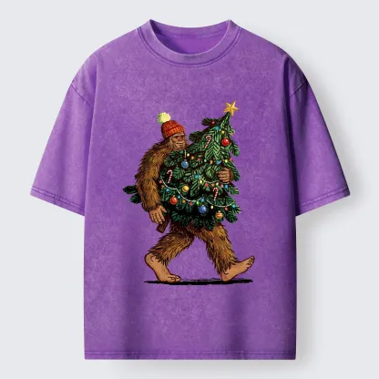 Tokyo-Tiger Monster Carrying Christmas Tree Washed T-Shirt