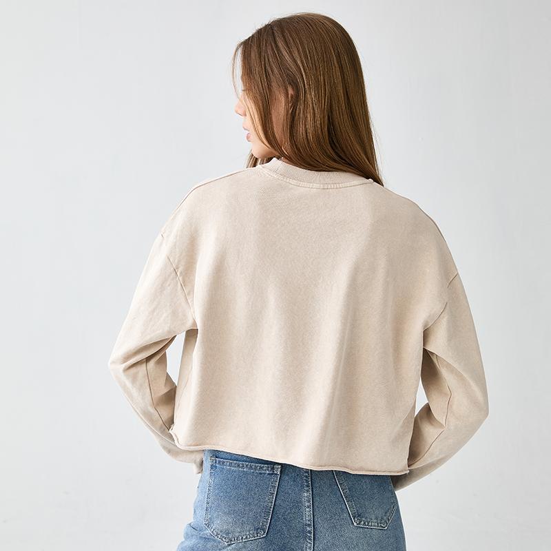 Tokyo-Tiger Christmas Black Cat Washed Crop Sweatshirt