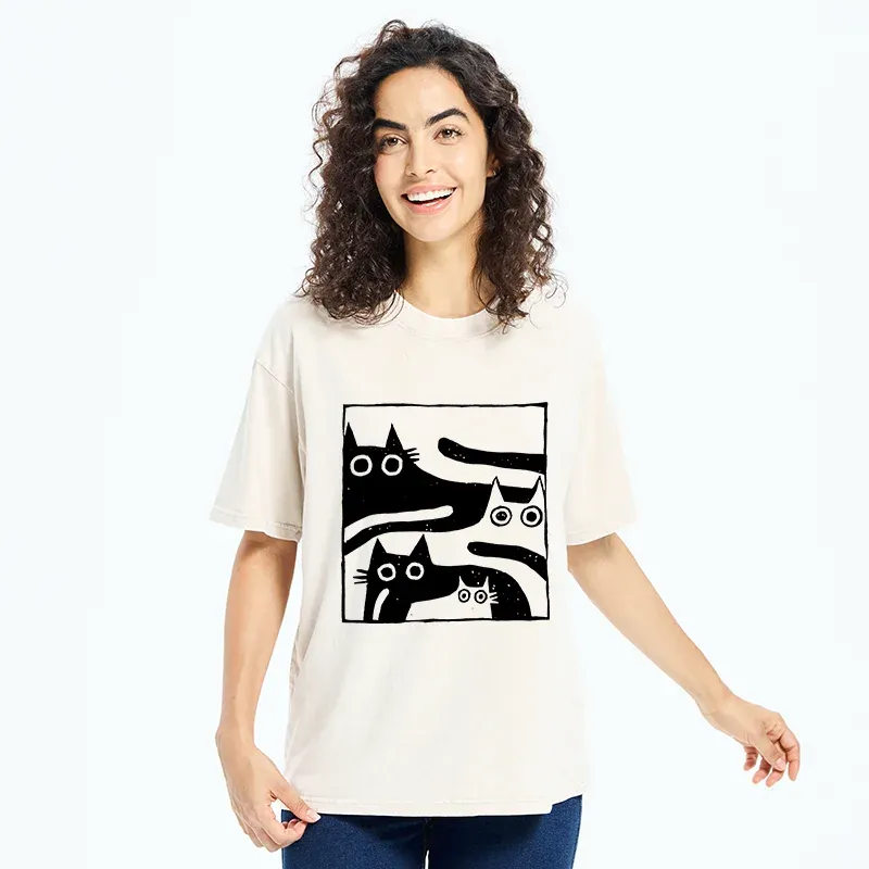 Tokyo-Tiger Cats Stacked Together Washed T-Shirt