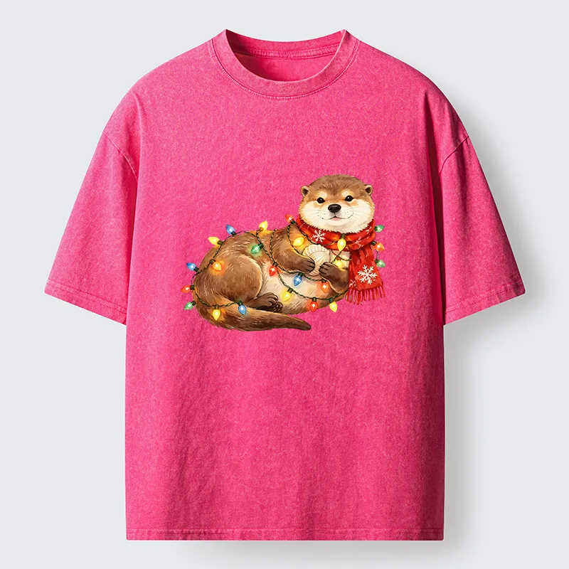 Tokyo-Tiger Cozy Otter With Christmas Lights Washed T-Shirt