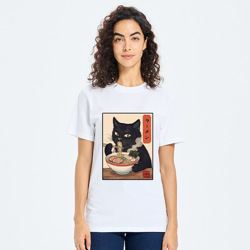 Tokyo-Tiger Ramen Eating Cute Cat Classic T-Shirt