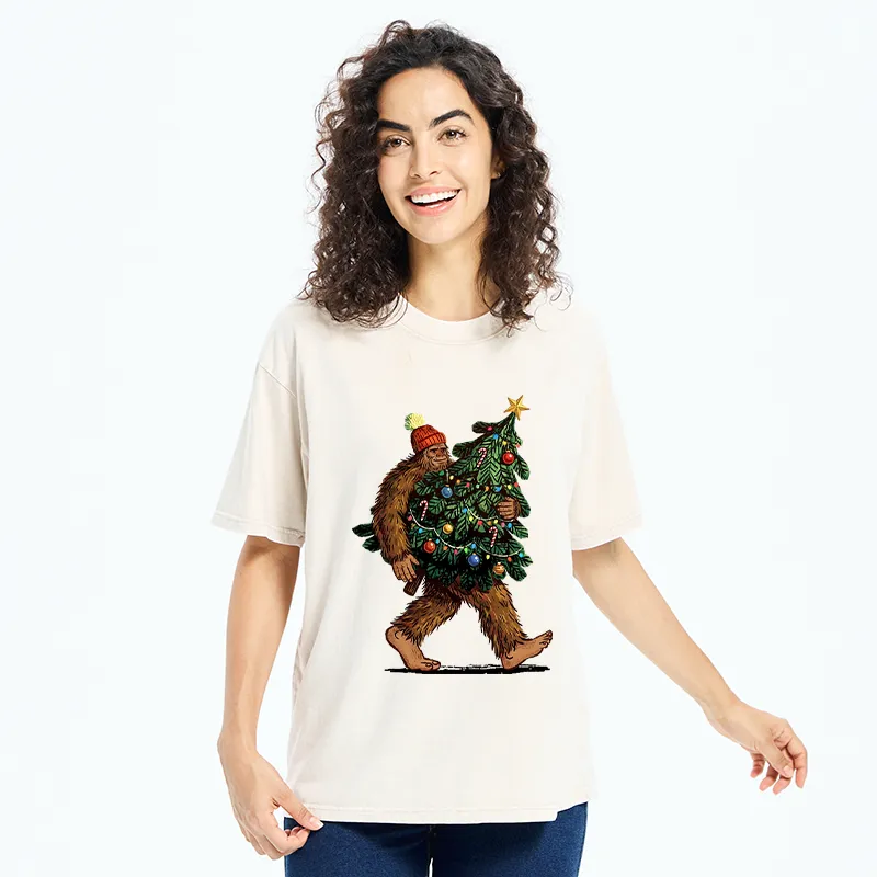 Tokyo-Tiger Monster Carrying Christmas Tree Washed T-Shirt