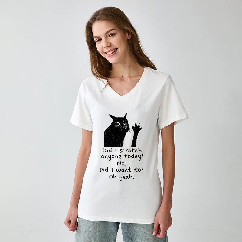 Tokyo-Tiger Black Cat Scratches People V-Neck Classic T-Shirt