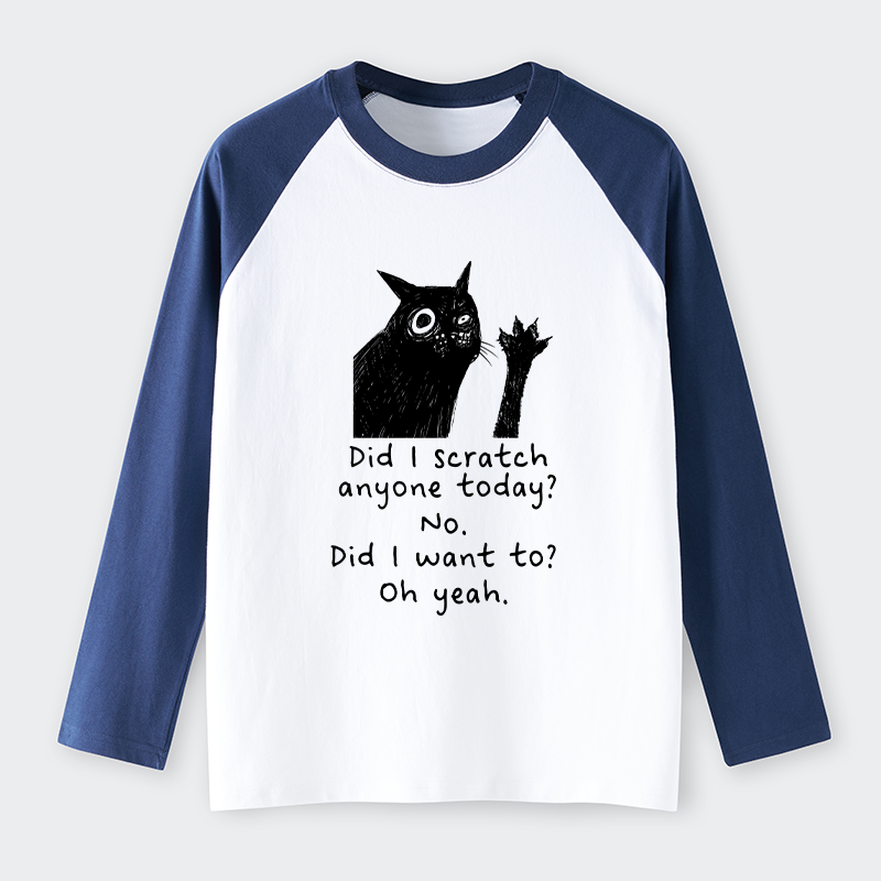 Tokyo-Tiger Black Cat Scratches People Raglan Long Sleeve T-shirt