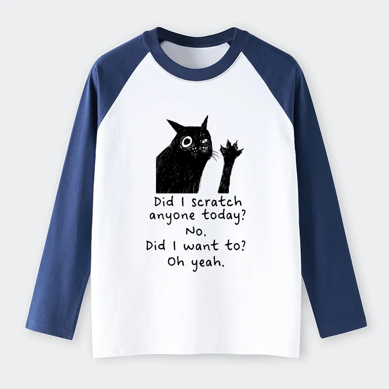 Tokyo-Tiger Black Cat Scratches People Raglan Long Sleeve T-shirt